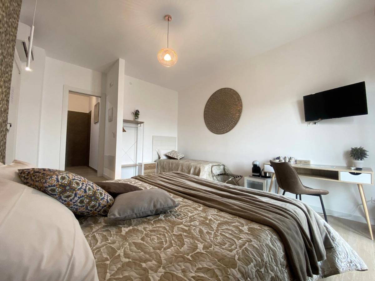 Bari Rooms Carulli Suite Exteriör bild